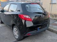 Usata Mazda 2 68 CV (50 kW) 2008 Nero Utilitaria