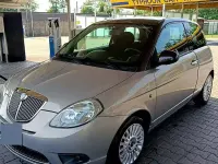 Usata Lancia Ypsilon 69 CV (50 kW) 2011 Marrone Utilitaria