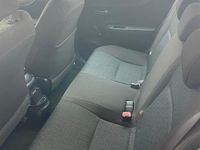 Begagnad Toyota Yaris Lounge 90 HK (66 kW) 2011 Grå Halvkombi