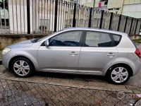 Usata Kia Ceed 115 CV (84 kW) 2008 Grigio Utilitaria