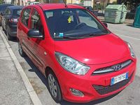 Usata Hyundai i10 Comfort 69 CV (50 kW) 2011 Rosso Utilitaria