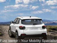 Nuova Jeep Avenger Summit 110 CV (80 kW) 2025 Bicolor bianco/nero SUV