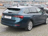 Usata Skoda Octavia Style 150 CV (110 kW) 2022 Verde Station wagon