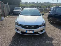Usata Opel Astra GS Line 122 CV (89 kW) 2021 Grigio Berlina
