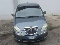 Usata Lancia Musa 90 CV (66 kW) 2010 Argento Monovolume