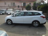 Usata Ford Focus 115 CV (84 kW) 2013 Bianco Station wagon