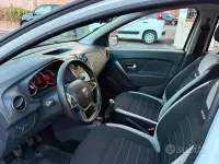 Usata Dacia Sandero Stepway 90 CV (66 kW) 2018 Bianco Berlina