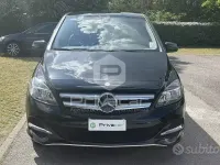 Usata Mercedes B250e 64 kW (88 CV) 2016 Nero Monovolume
