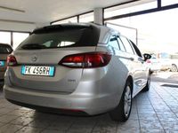 Usata Opel Astra Business 135 CV (99 kW) 2017 Grigio Station wagon