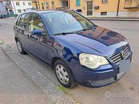 Usata VW Polo Comfortline 80 CV (58 kW) 2004 Blu Utilitaria