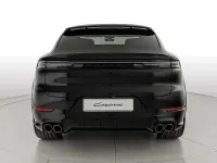 Nuova Porsche Cayenne 2026 Nero cromite metallizzato SUV