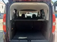 Usata Fiat Doblò 95 CV (69 kW) 2011 Rosso Monovolume