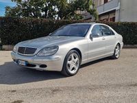 Usata Mercedes S500 306 CV (225 kW) 2000 Grigio Berlina