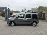 Usata Renault Kangoo LIMITED 110 CV (80 kW) 2017 Grigio Monovolume