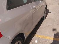 Usata Toyota Yaris 65 CV (47 kW) 2010 Grigio Utilitaria