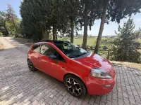 Usata Fiat Punto Sport 105 CV (77 kW) 2013 Rosso Utilitaria