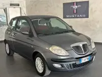 Usata Lancia Ypsilon 60 CV (44 kW) 2006 Grigio Utilitaria