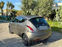 Usata Lancia Ypsilon 95 CV (69 kW) 2017 Grigio Utilitaria