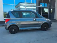 Usata Peugeot 1007 67 CV (49 kW) 2005 Grigio Monovolume