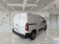 Usata Opel Combo 102 CV (75 kW) 2022 Bianco Monovolume