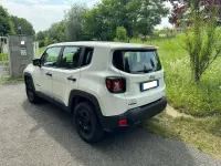 Usata Jeep Renegade Sport 120 CV (88 kW) 2015 Bianco SUV
