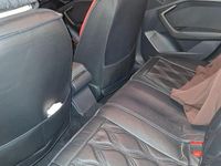 Käytetty Audi A1 95 HP (69 kW) 2023 Punainen Katumaasturi