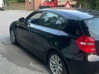 Usata BMW 118 2011 Blu Utilitaria