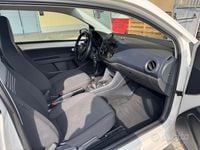 Begagnad VW up! Move 60 HK (44 kW) 2020 Vit Halvkombi