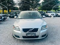 Usata Volvo V50 Momentum 125 CV (91 kW) 2008 Argento Station wagon