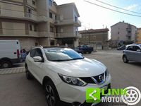 Usata Nissan Qashqai N-Connecta 110 CV (80 kW) 2017 Bianco SUV