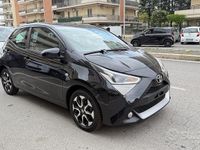 Usata Toyota Aygo Connect Style 72 CV (52 kW) 2020 Nero Utilitaria