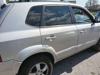 Usata Hyundai Tucson Active 141 CV (103 kW) 2007 Argento SUV