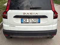 Usata Dacia Jogger 101 CV (74 kW) 2024 Bianco Monovolume