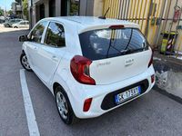 Usata Kia Picanto Urban 65 CV (47 kW) 2022 Utilitaria