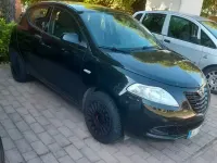 Usata Lancia Ypsilon 80 CV (58 kW) 2015 Nero Utilitaria