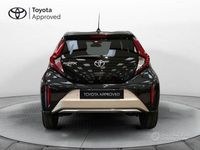 Usata Toyota Aygo X Lounge 72 CV (52 kW) 2022 Grigio SUV