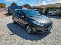 Usata Ford Fiesta Titanium 75 CV (55 kW) 2016 Grigio Berlina