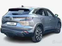 Usata Renault Austral 130 CV (95 kW) 2023 Grigio SUV