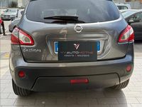 Usata Nissan Qashqai N-TEC 131 CV (96 kW) 2012 Grigio SUV