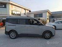 Usata Ford Tourneo Courier Titanium 125 CV (91 kW) 2024 Grigio Monovolume