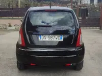 Usata Lancia Musa 90 CV (66 kW) 2009 Nero Monovolume