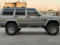 Usata Jeep Cherokee 116 CV (85 kW) 2001 Grigio SUV
