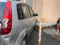 Usata Ford Fiesta Ambiente 68 CV (50 kW) 2006 Grigio Berlina