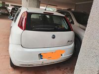 Usata Fiat Punto 75 CV (55 kW) 2007 Bianco Utilitaria