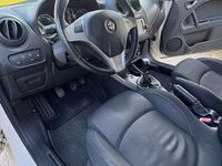 Second-hand Alfa Romeo MiTo Impression 84 CP (61 kW) 2015 Alb Hatchback