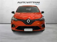 Usata Renault Clio Techno 91 CV (66 kW) 2023 Arancione Utilitaria