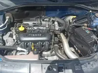 Usata Renault Clio 58 CV (42 kW) 2004 Bluazzurro Utilitaria