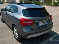 Usata Mercedes GLA200 136 CV (100 kW) 2016 Grigio SUV