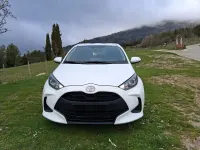 Usata Toyota Yaris Active 92 CV (67 kW) 2025 Bianco Utilitaria