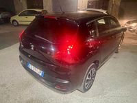 Usata Peugeot 3008 112 CV (82 kW) 2013 Nero Station wagon